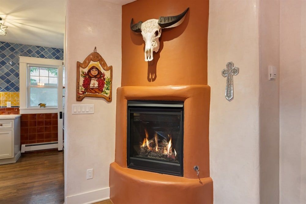 House (Laughing Llama - Luxury Home Two Bloc)