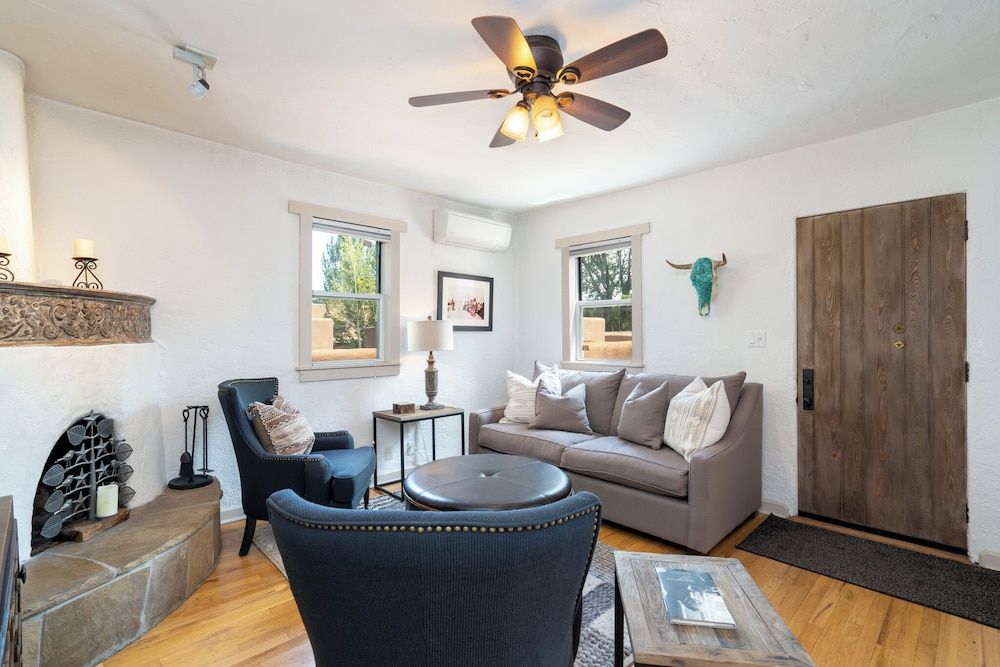 House (1 Bedroom)