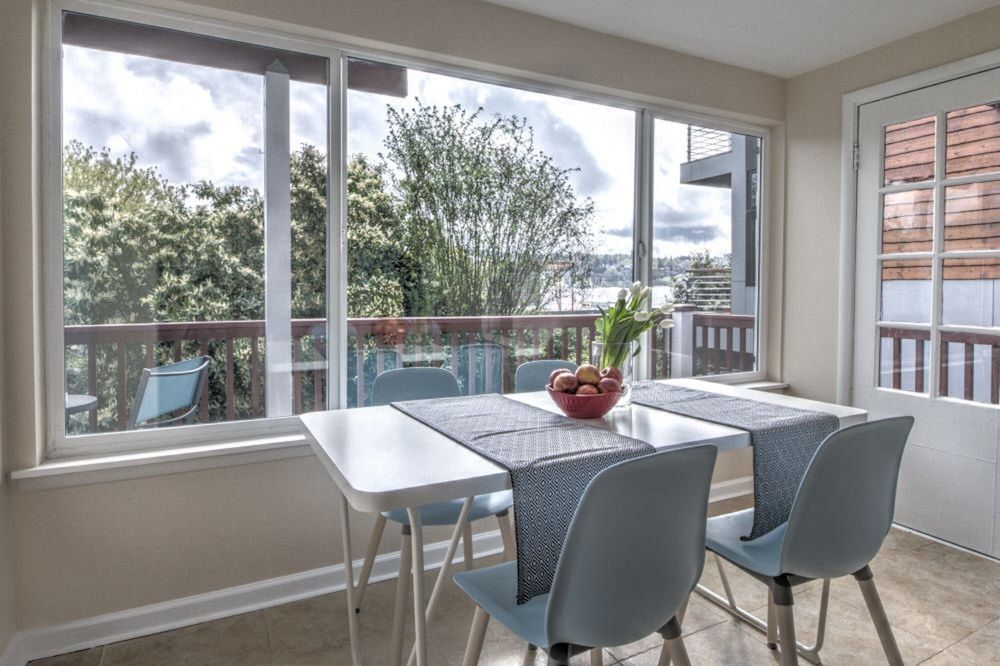 undefined Renovated 2BR Lake View Condo 10