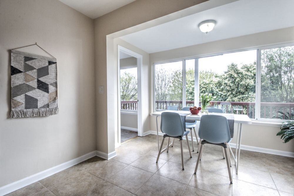 undefined Renovated 2BR Lake View Condo 9