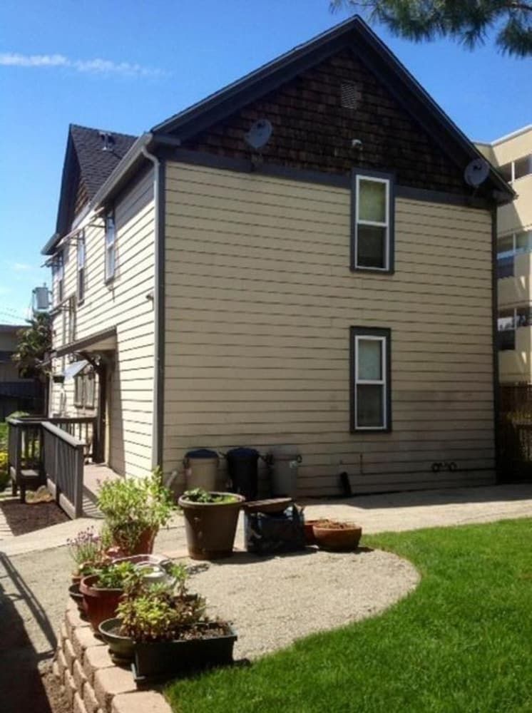 undefined Hosteeva Capitol Hill Condos 6