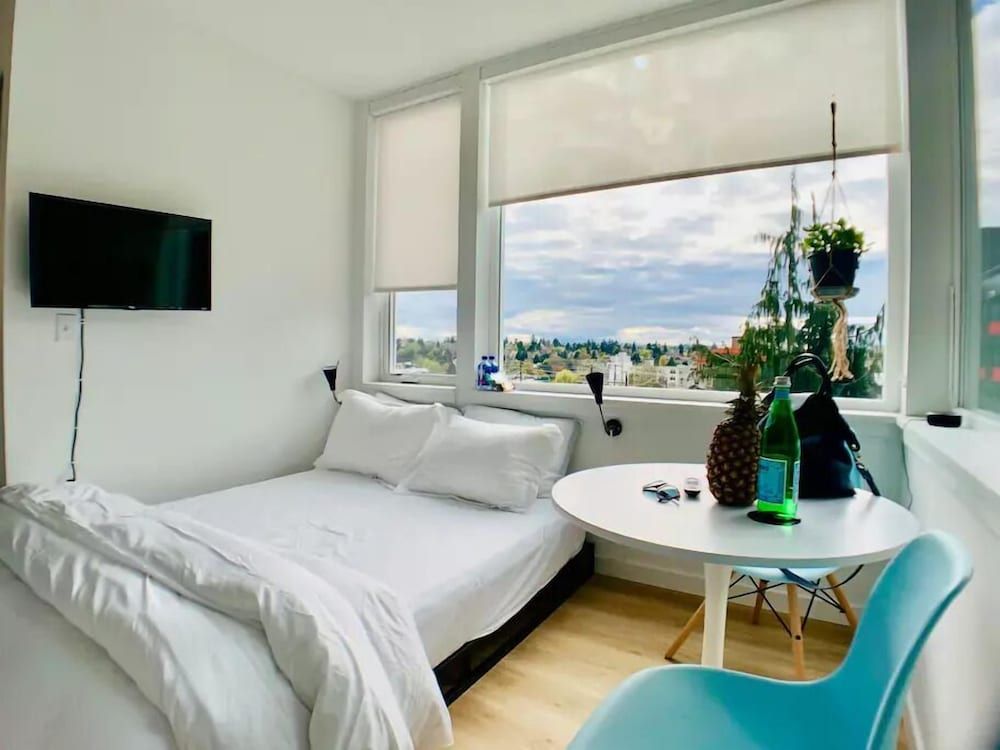 undefined Prime Roosevelt Contemporary Studio 2