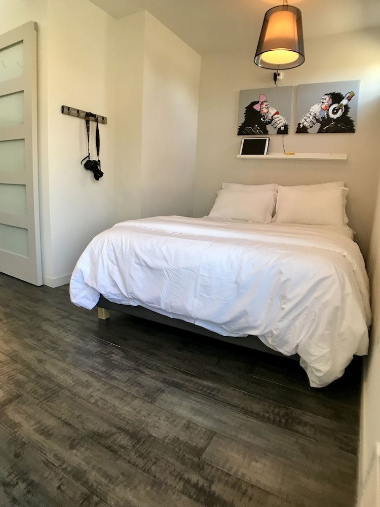 undefined Modern Capitol Hill Studio 4