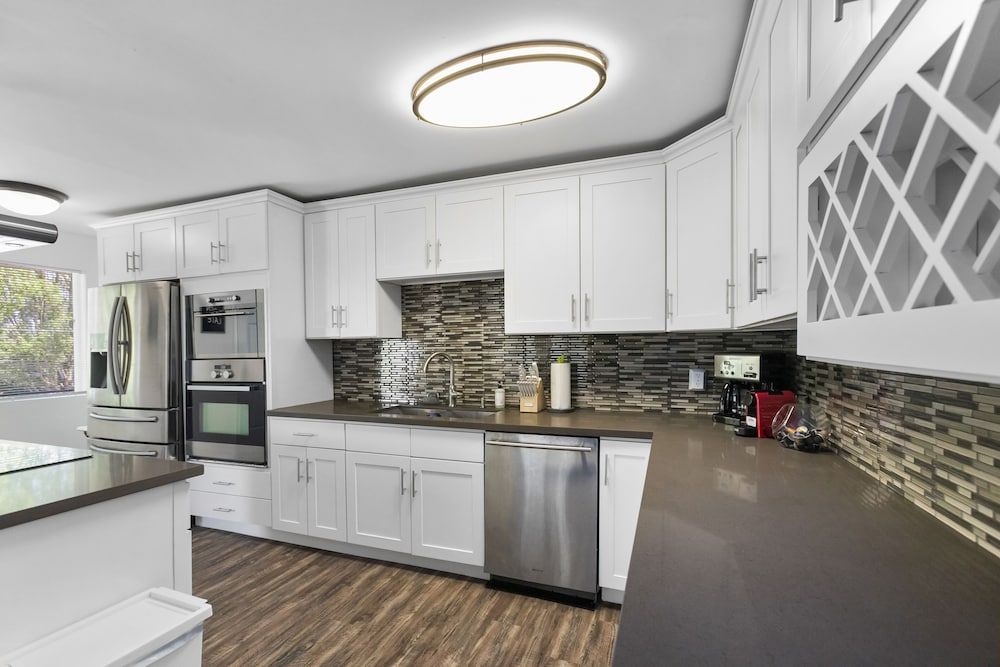 undefined Epicurean remodel in central location 6