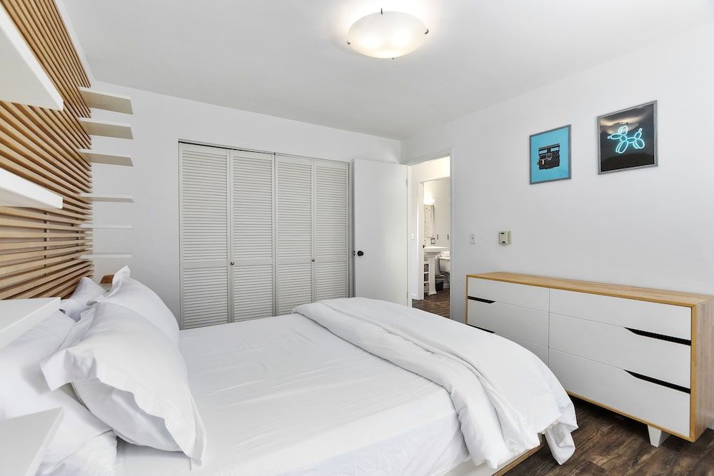 undefined Epicurean remodel in central location 3