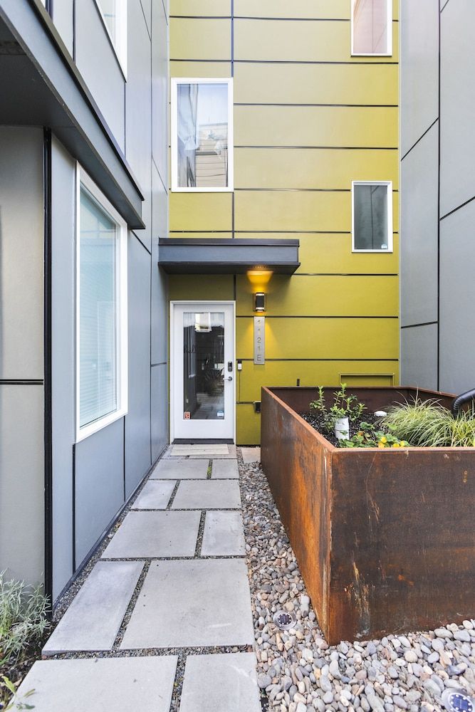 undefined Modern Sustainable Design in Ballard 2
