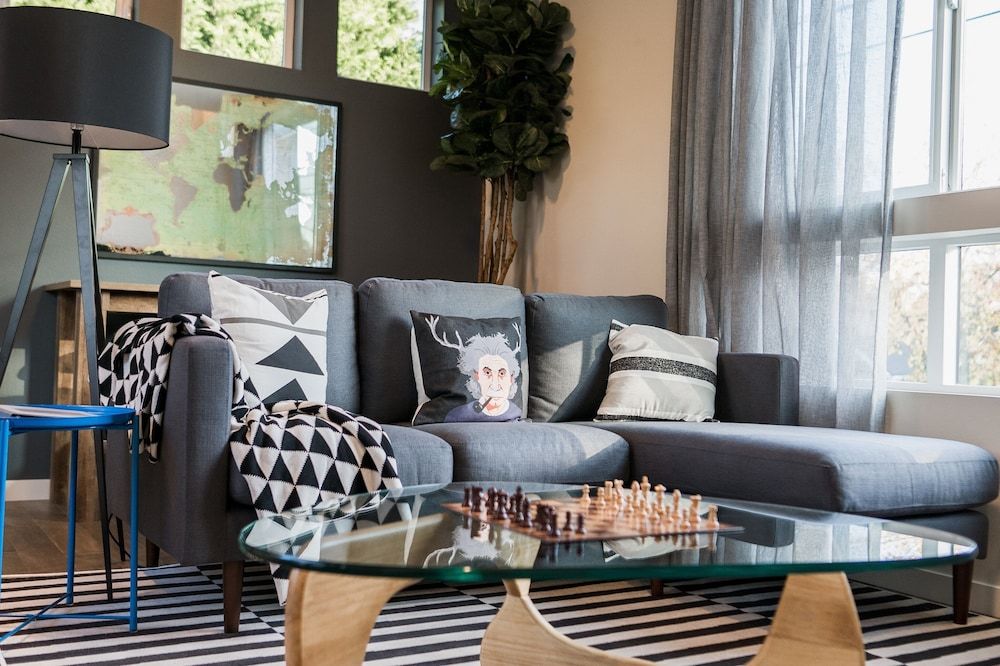 undefined Sky Mark Lux 2 - Seattle's Best Modern 3BD HomeTel