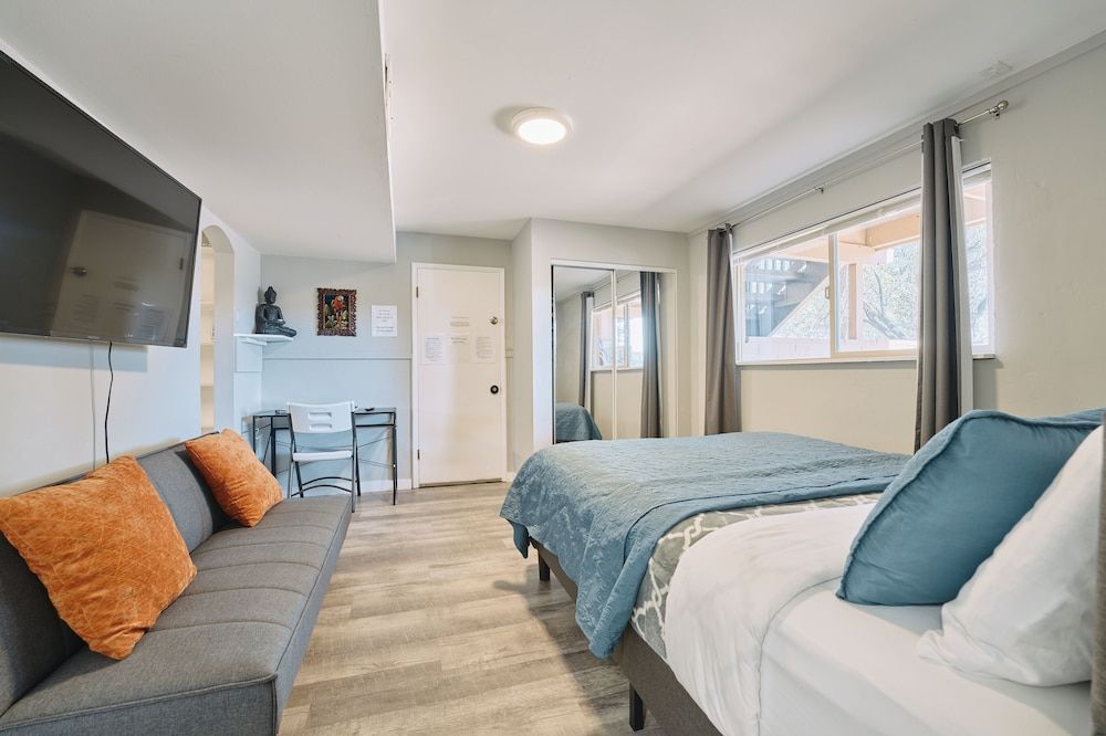 Basic Apartment
