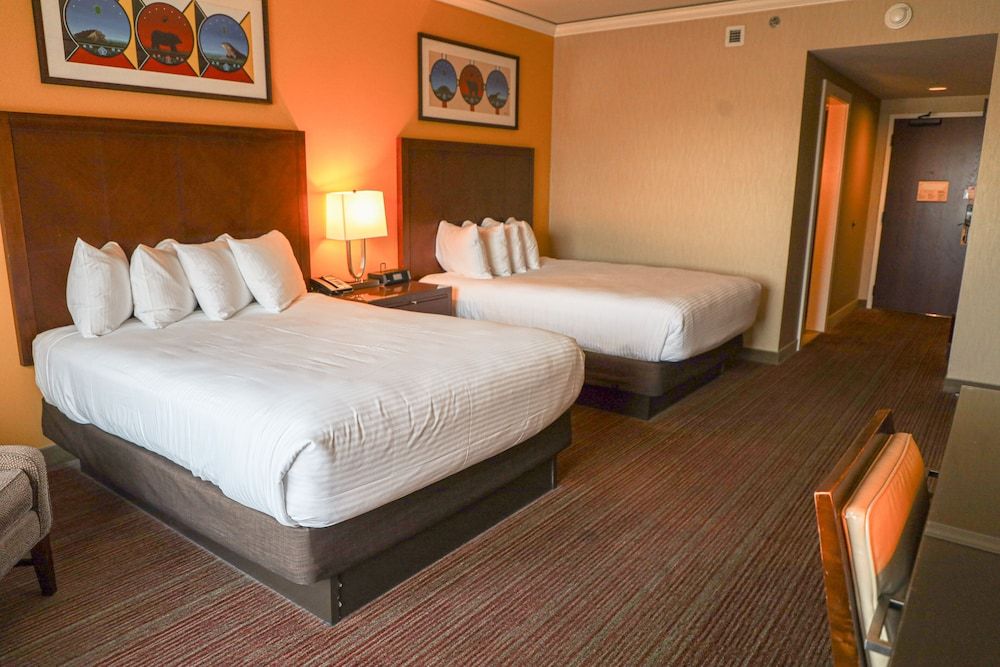 Four Winds Casino South Bend Standard Room, 2 Queen Beds 2