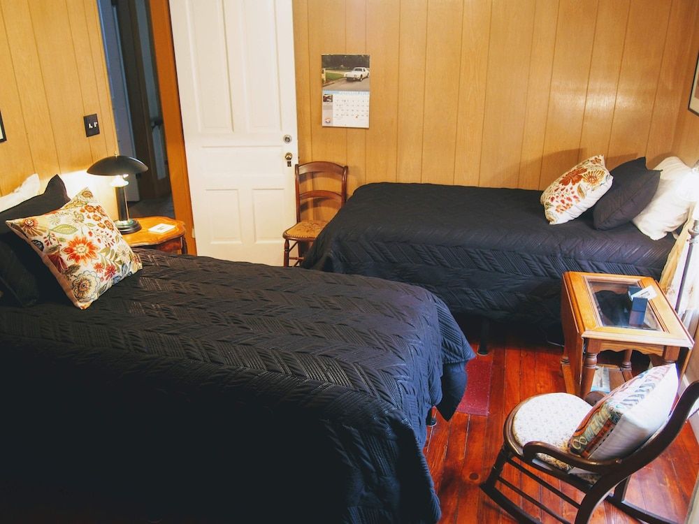 The Avanti Houses SILVERHAWK ROOM - 16