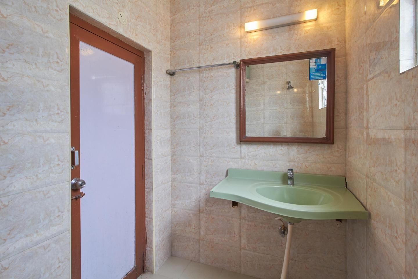 Jc Woodville Manor Deluxe Double Room 22