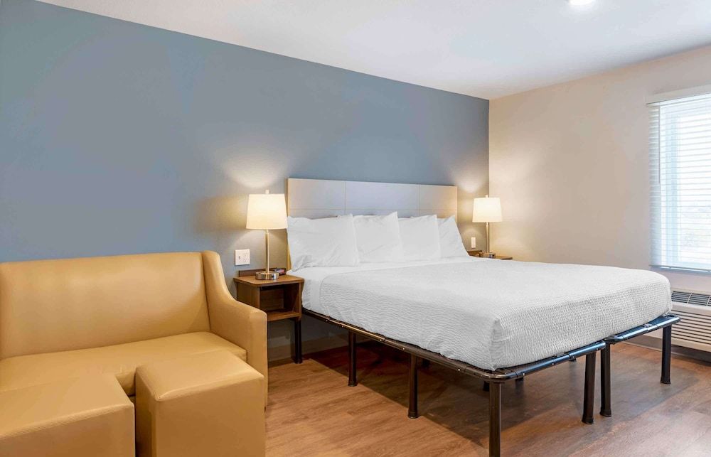Studio, 1 King Bed, Non Smoking