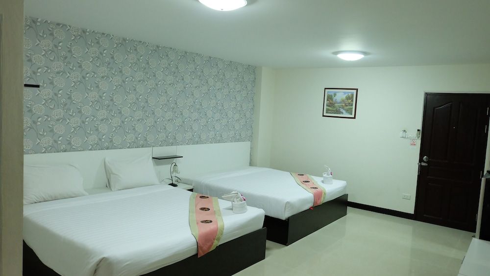 SP Residence Suvarnabhumi Family Room