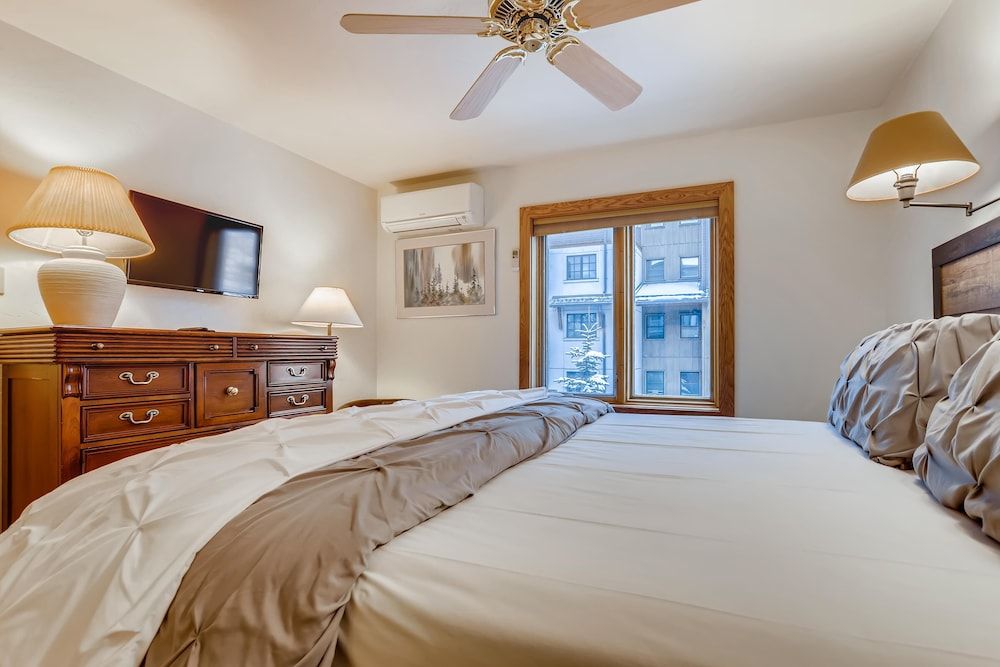 Condo, 1 King Bed with Sofa bed (Westwind 308 2BD Gold Condo with A-C)