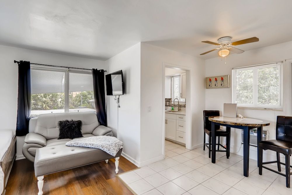 The Coral Sands Comfort Studio Suite 7