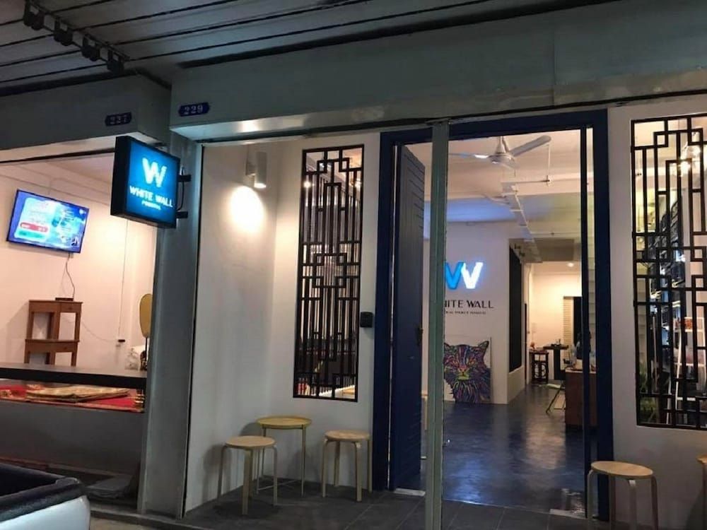 undefined White Wall Poshtel - Hostel 3