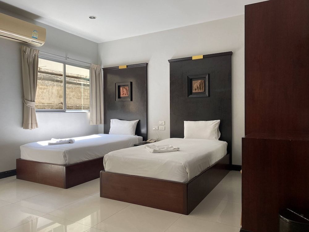 undefined C.A.P. Mansion Hotel