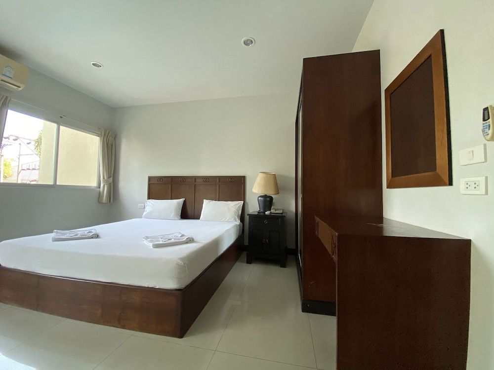 undefined C.A.P. Mansion Hotel 2