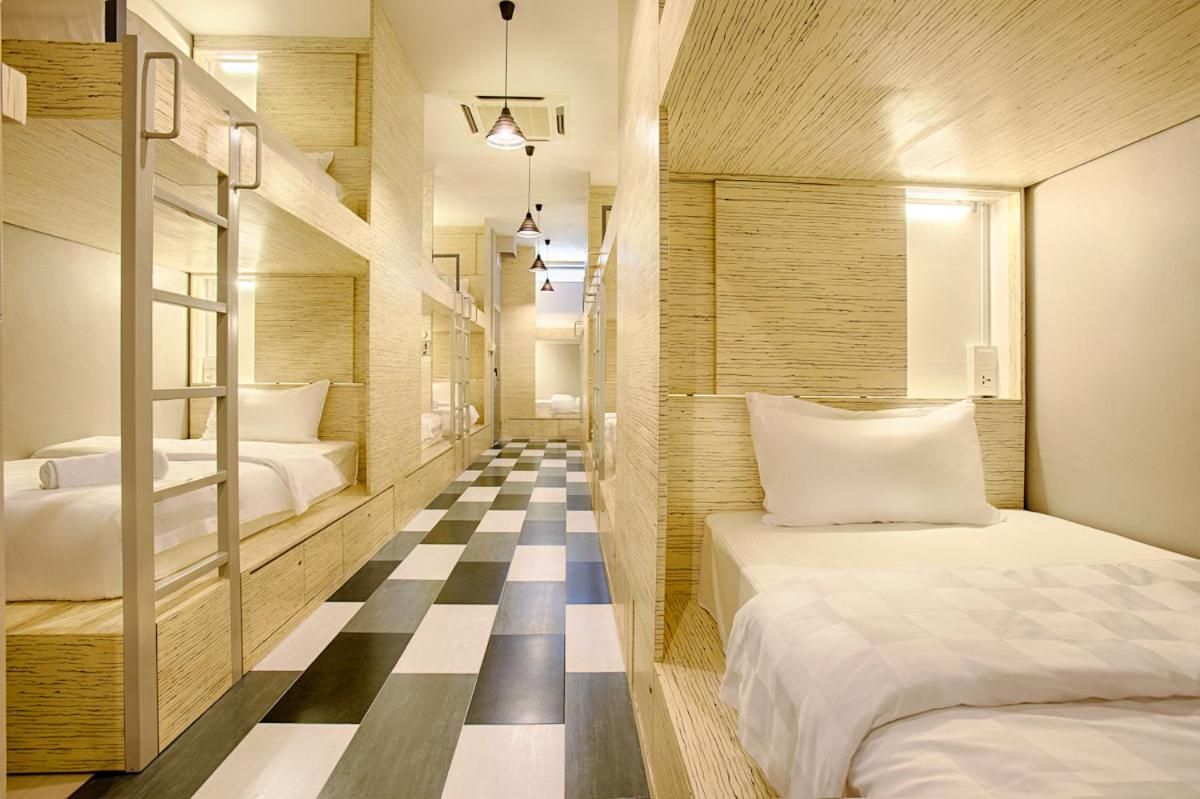 undefined the youniQ Hotel 7