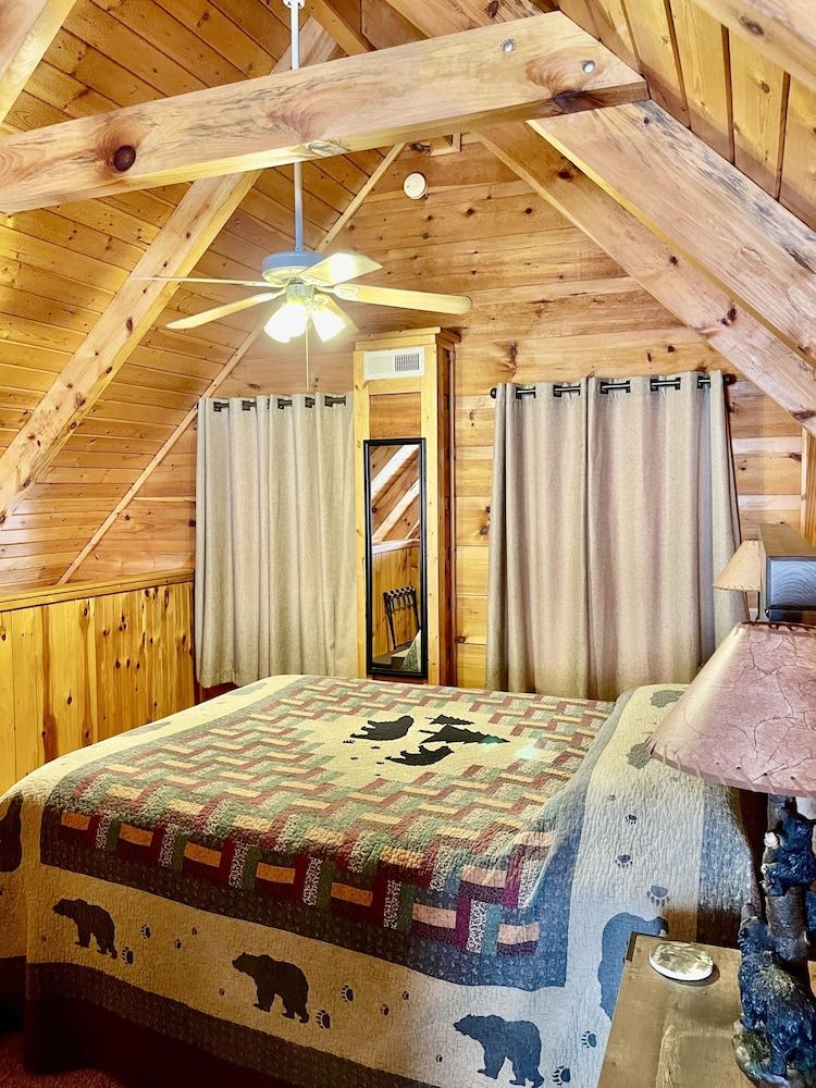 Beary Charming Basic Chalet 2