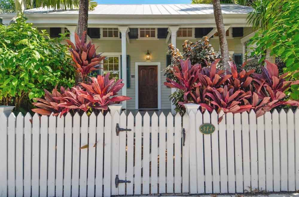undefined Easy Livin' by Avantstay Key West Home w/ Pool & BBQ Week Long Stays Only 2