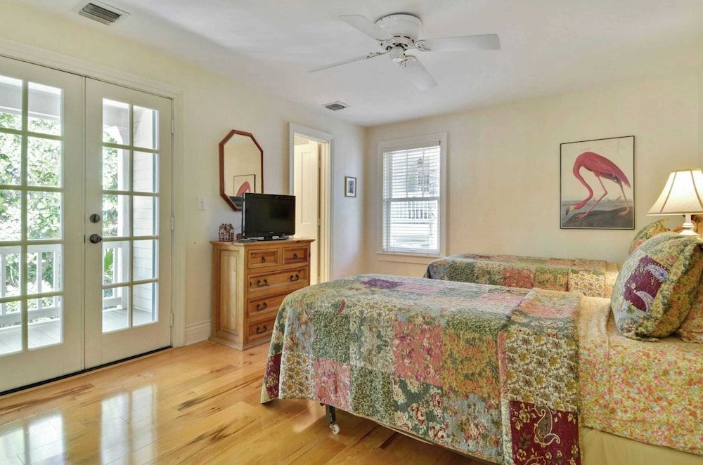 undefined Easy Livin' by Avantstay Key West Home w/ Pool & BBQ Week Long Stays Only