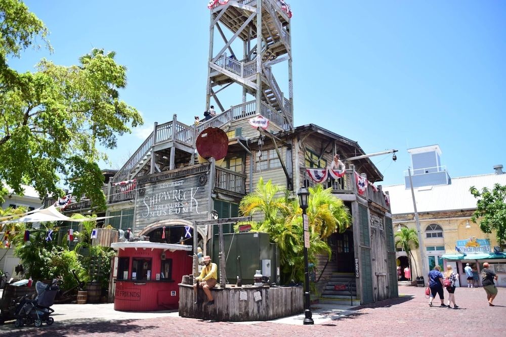undefined Windchime by Avantstay Walk to Duval Street Month Long Stays Only 8
