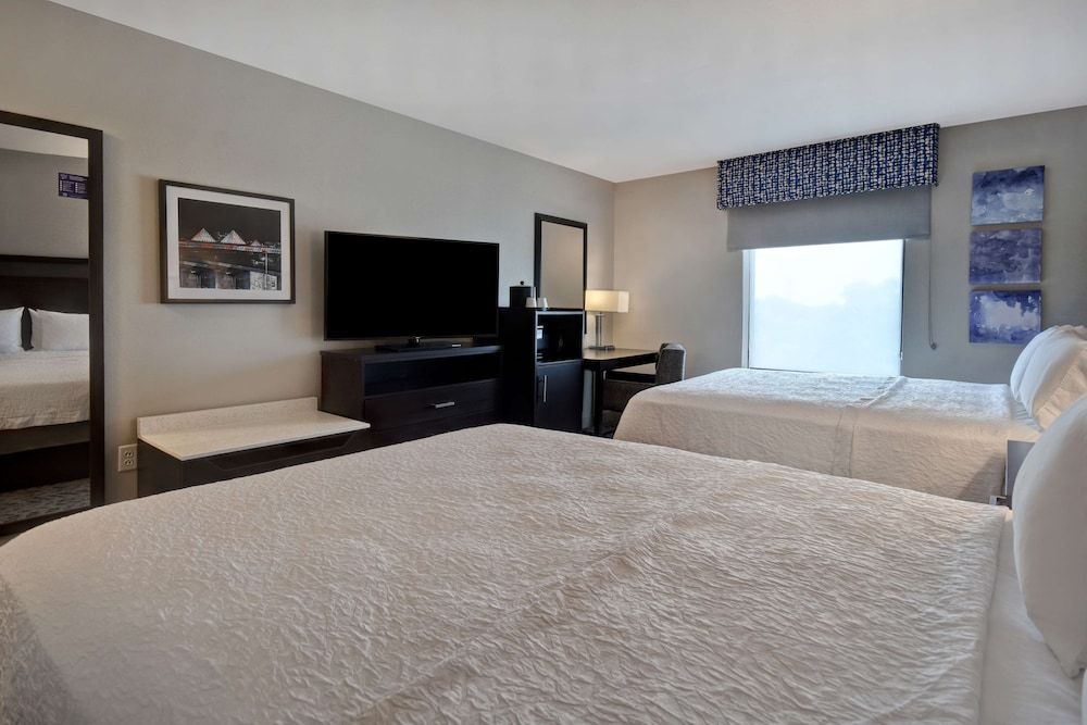 Two Queen Beds