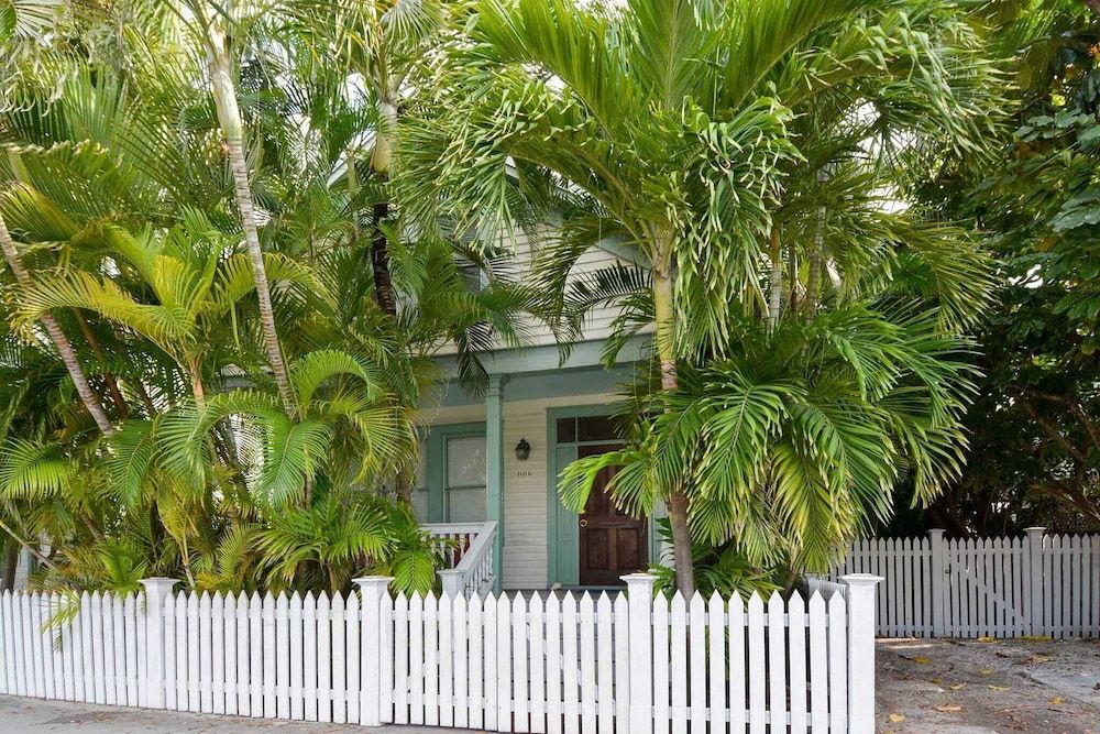 undefined First Breath by Avantstay Close to Old Town w/ Pool Month Long Stays Only 2