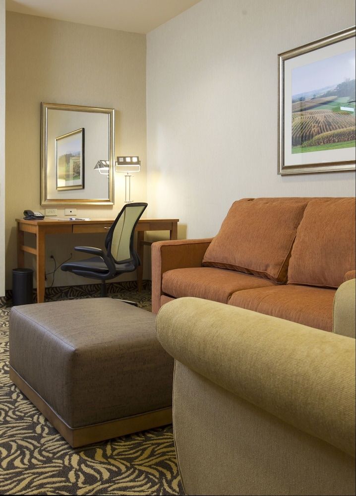 Junior Suite, 1 King Bed, Non Smoking