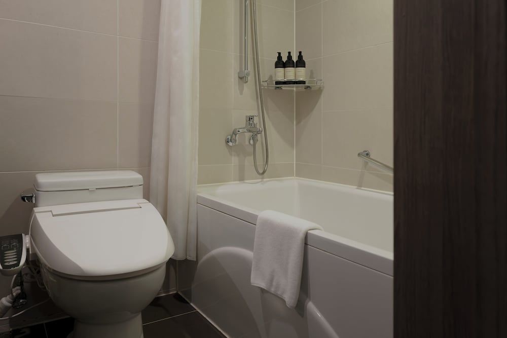 AMID HOTEL SEOUL Standard Twin Room, Bathtub 4