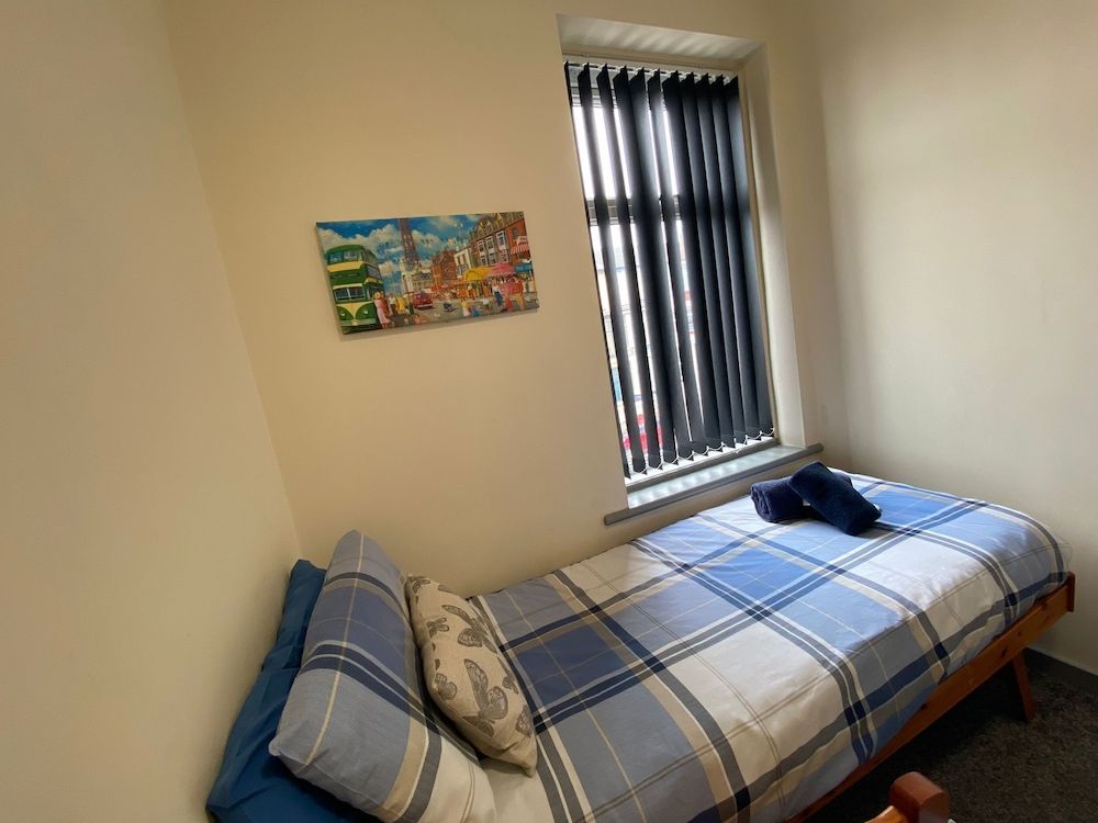 Blackpool Abode - Seaside Suites Comfort Apartment, Ensuite (3) 7
