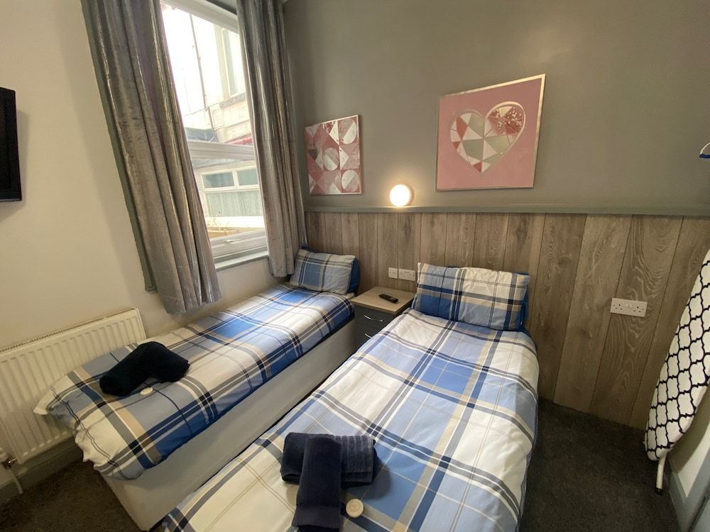 undefined Blackpool Abode - Seaside Suites 5