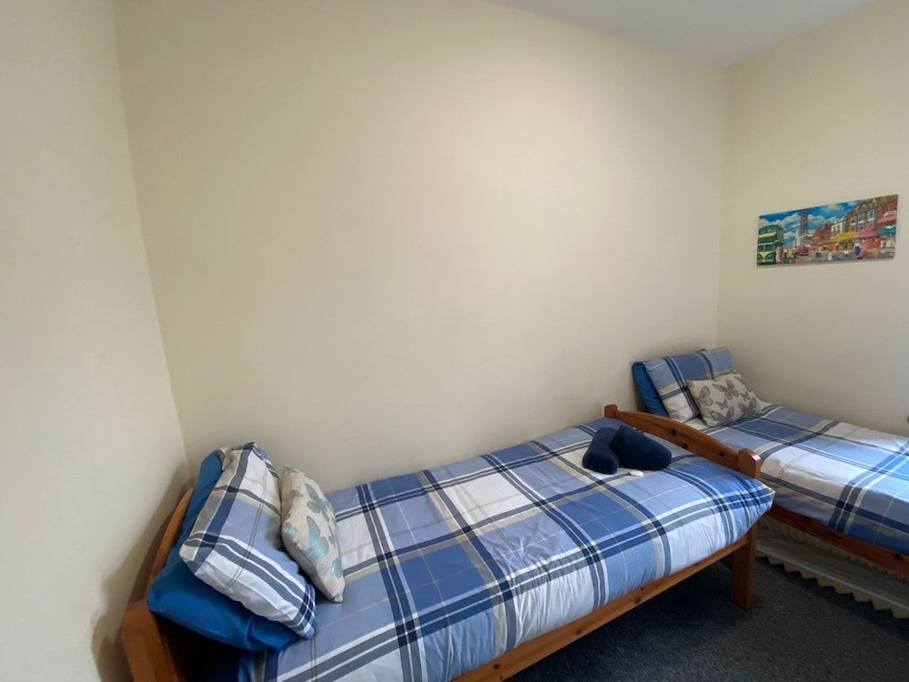 Blackpool Abode - Seaside Suites Comfort Apartment, Ensuite (3) 4
