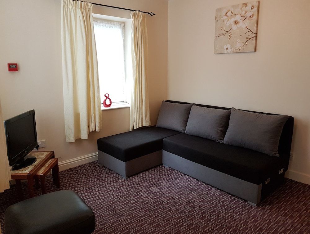 Royal Windsor Holiday Apartments Apartment, 1 Bedroom (Room 3) 17