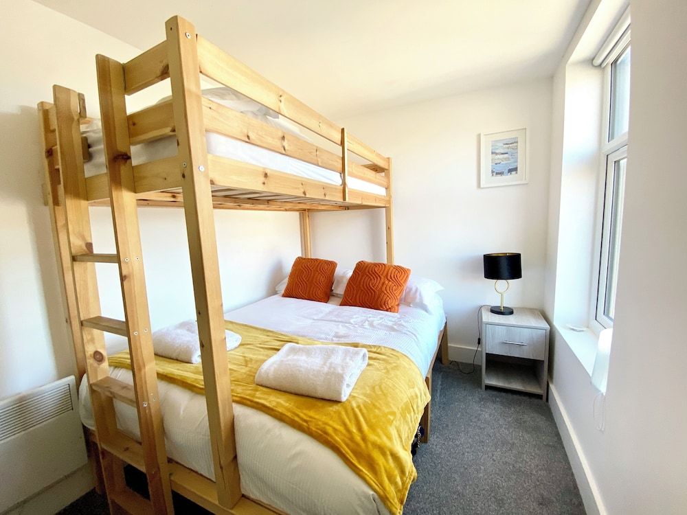 Winter Gardens, 2 Bed Apartment (A4)