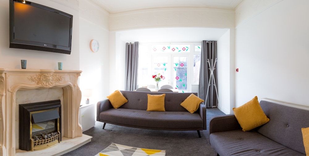 undefined Rock Salt Studios 4