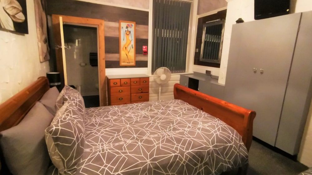 undefined Immaculate 1-bed Apartment in Blackpool - Sleeps 5