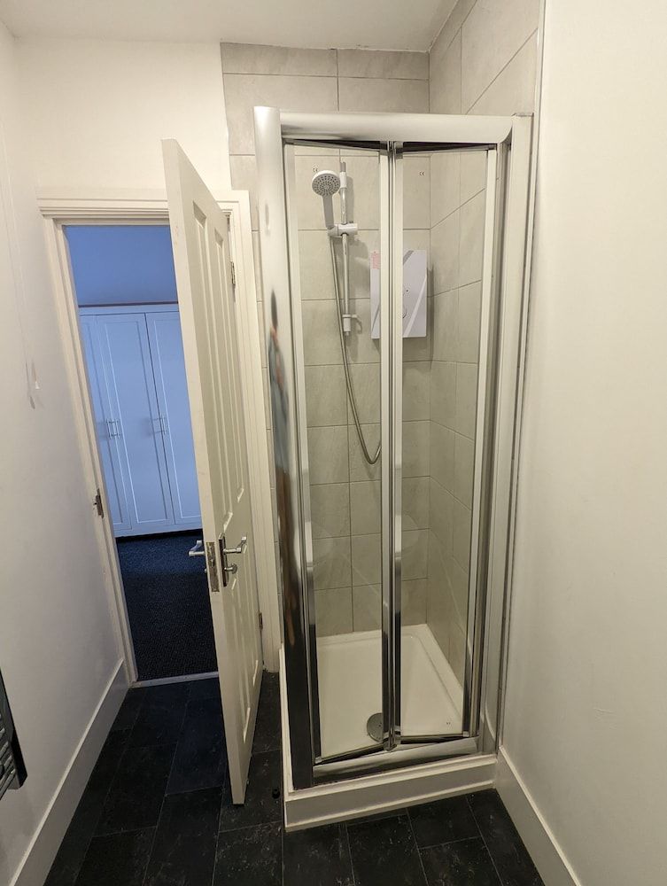 Coast Accommodation Station Road Apartments Apartment, Ensuite (Boardwalk) 4