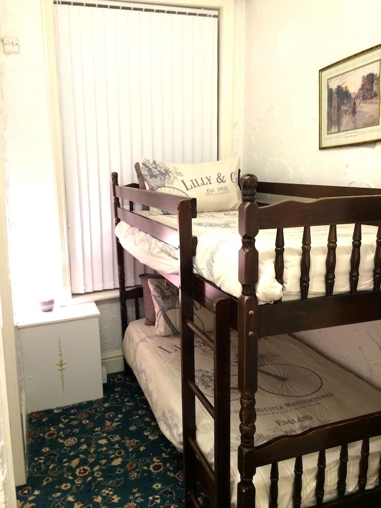 undefined 6 Person - 1 - Bed Apartment in Blackpool 8