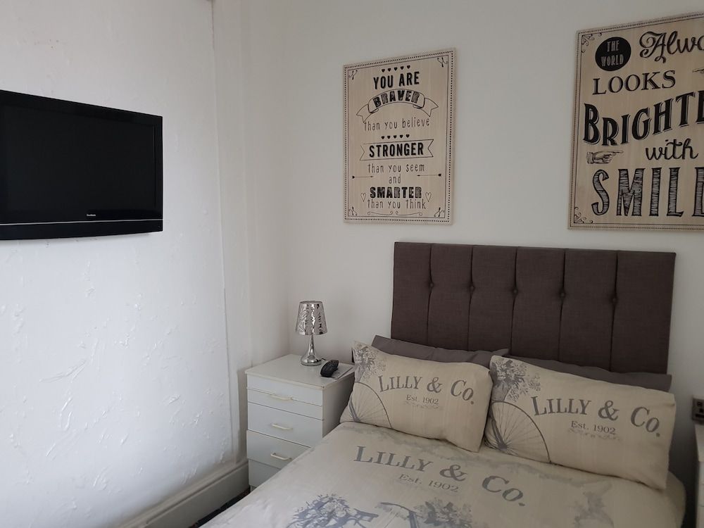 undefined 6 Person - 1 - Bed Apartment in Blackpool 2