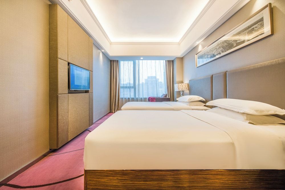 La Perle International Hotel - Free shuttle between hotel and Exhibition Center during Canton Fair & Exhibitor registration Counter Comfort Twin Room 4