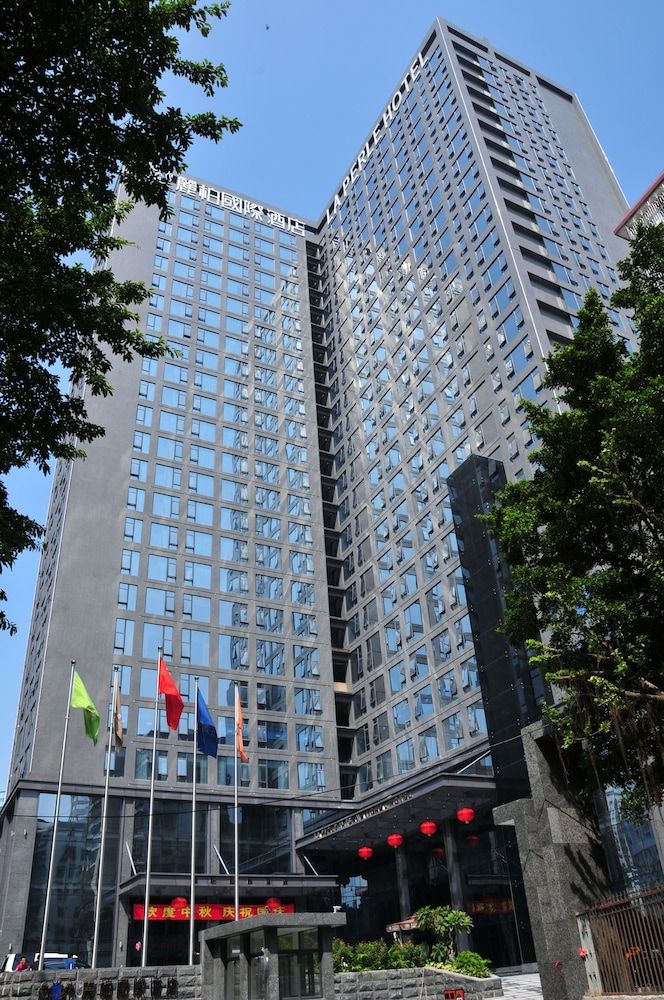 undefined La Perle International Hotel - Free shuttle between hotel and Exhibition Center during Canton Fair & Exhibitor registration Counter 3