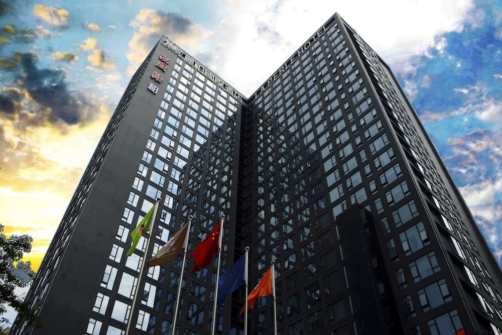 undefined La Perle International Hotel
