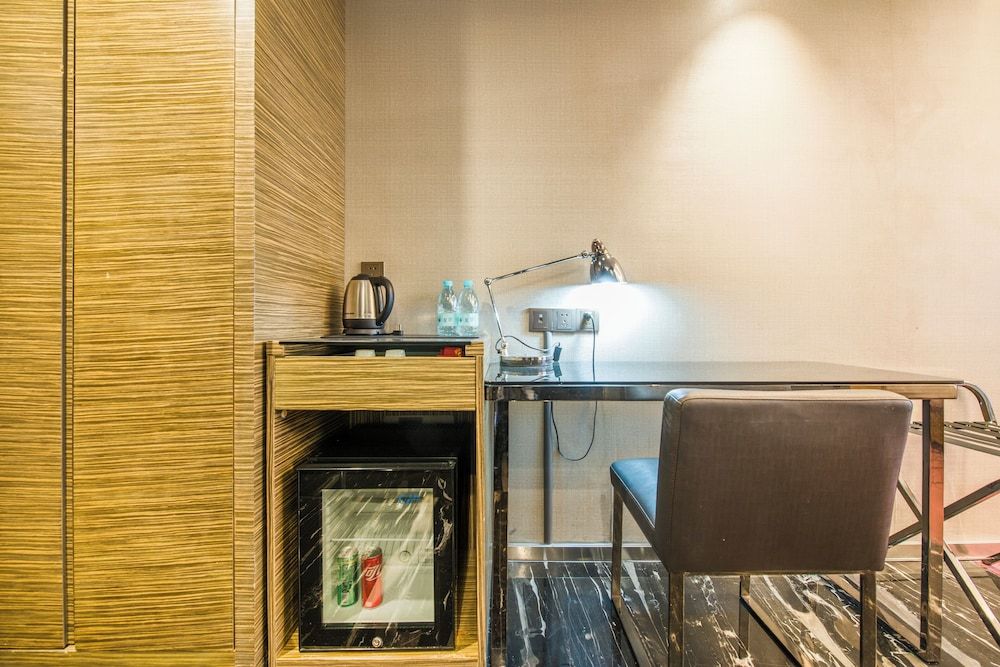 La Perle International Hotel - Free shuttle between hotel and Exhibition Center during Canton Fair & Exhibitor registration Counter Comfort Twin Room 7