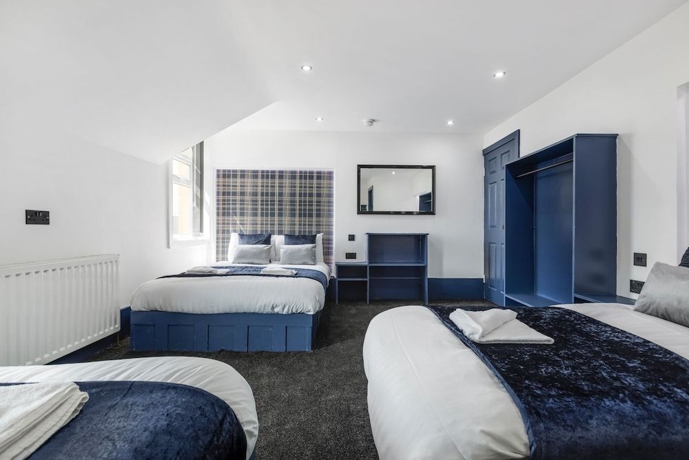 undefined Crystal Towers Sasco Apartments 9