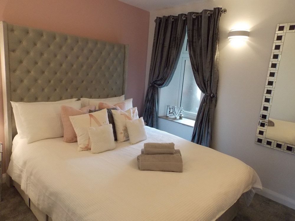 undefined Eden Suite Sasco Apartments 6