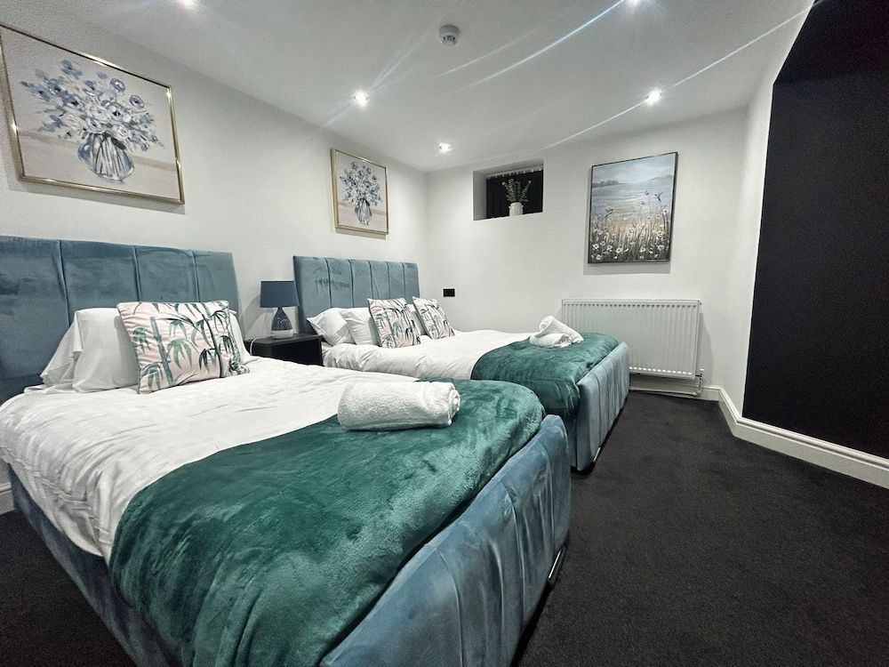 undefined Wellington Suites by Sasco Apartments 3