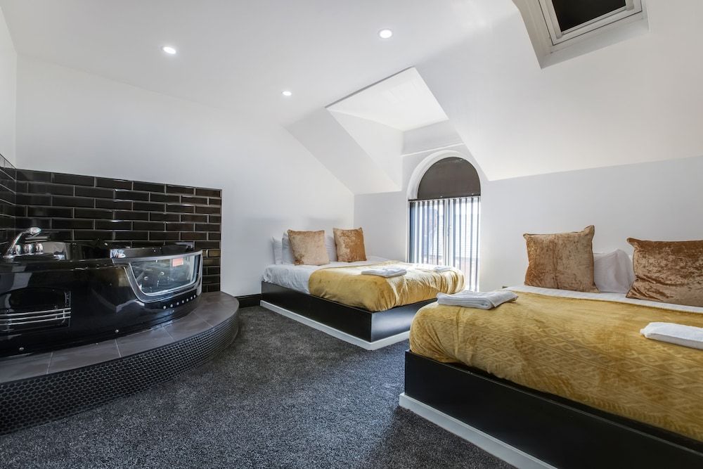 undefined Mixies Manor Sasco Apartments 7