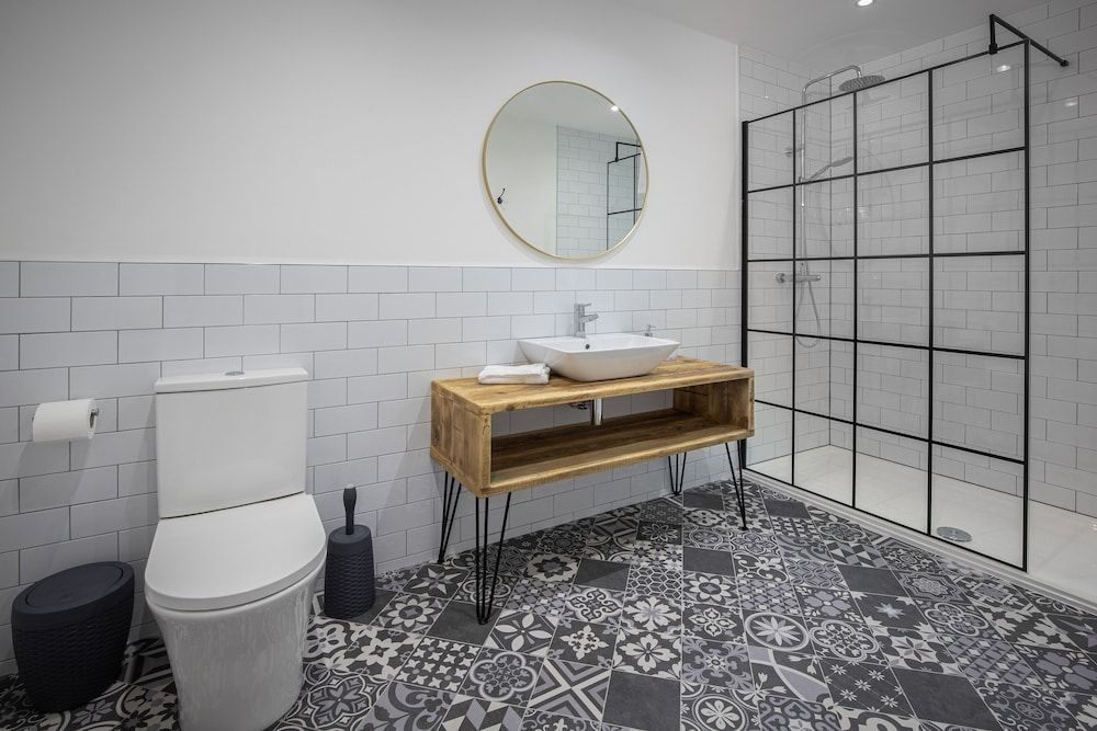 Blueberries Apartments by Sasco Apartment, Private Bathroom (Blueberries 1) 5